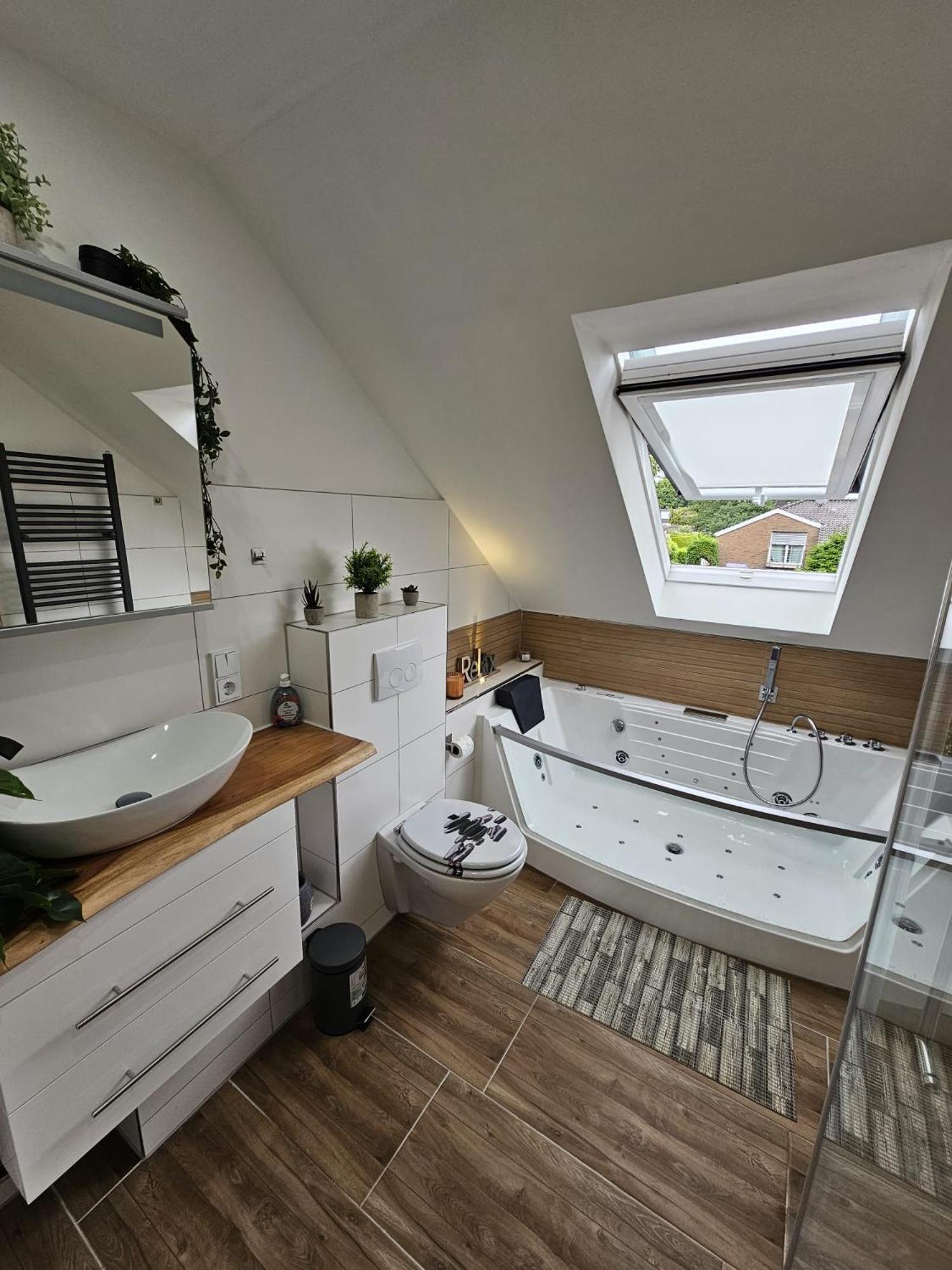 Tautraum Suite Mit Whirlpool Und Gruenem Ausblick Βίλχελμσχαφεν Εξωτερικό φωτογραφία